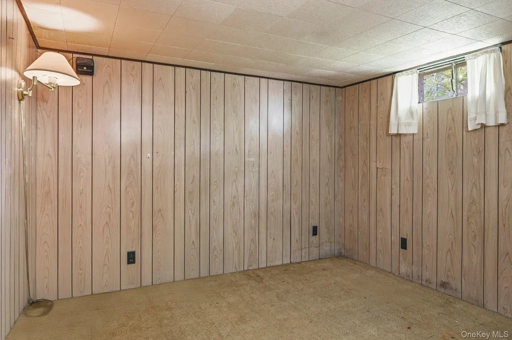 100 Avenue B Holbrook NY 11741