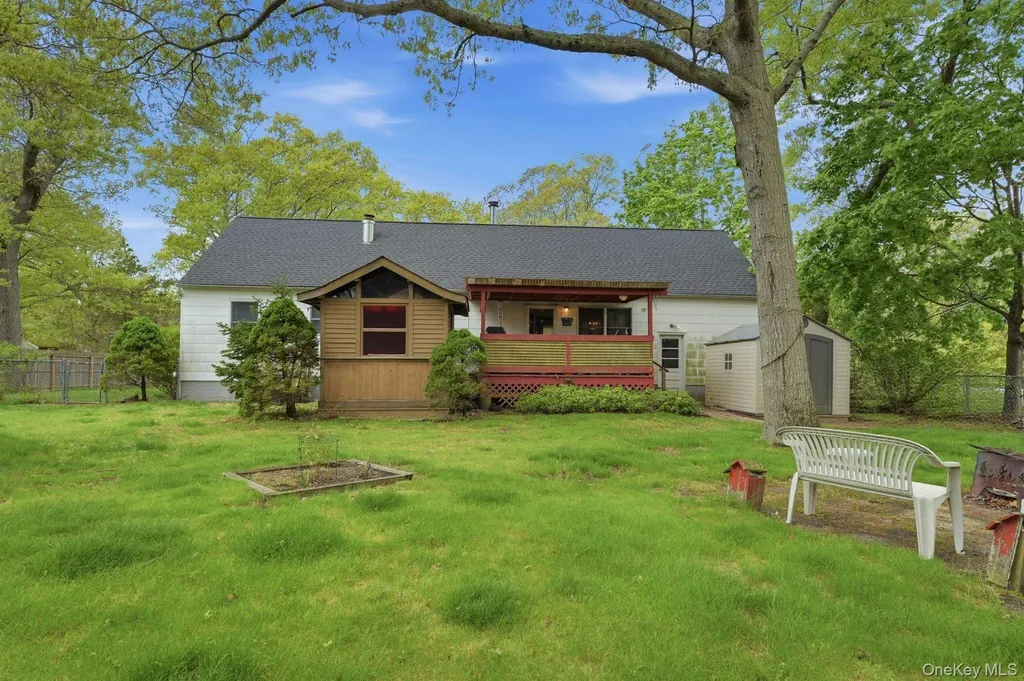 100 Avenue B Holbrook NY 11741