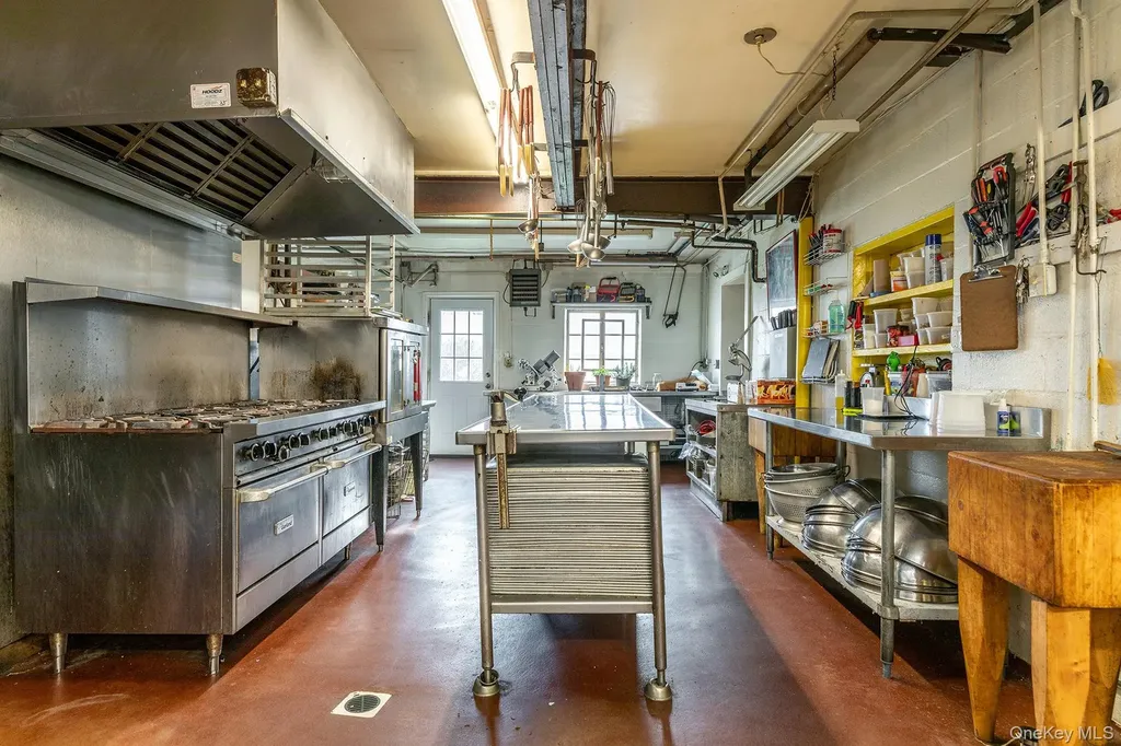 4258 Route 44 Millbrook NY 12545