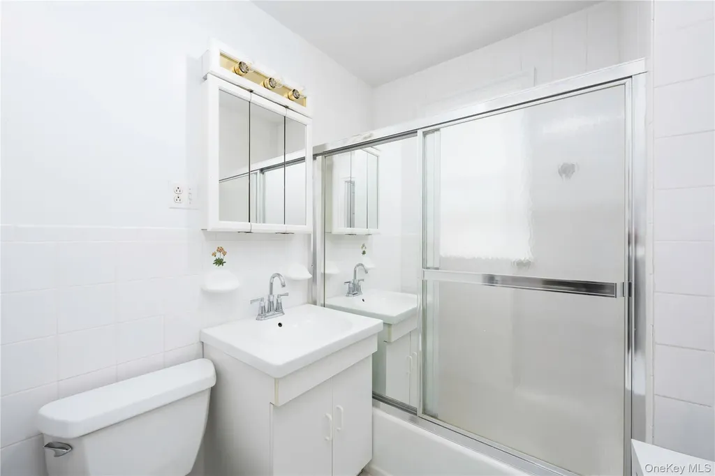 38 Gramercy Avenue Yonkers NY 10701