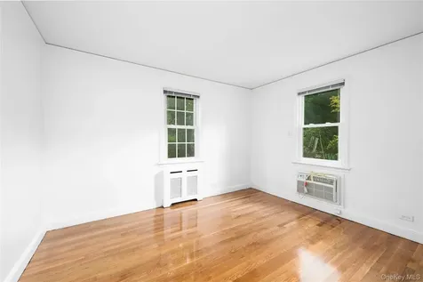 38 Gramercy Avenue Yonkers NY 10701