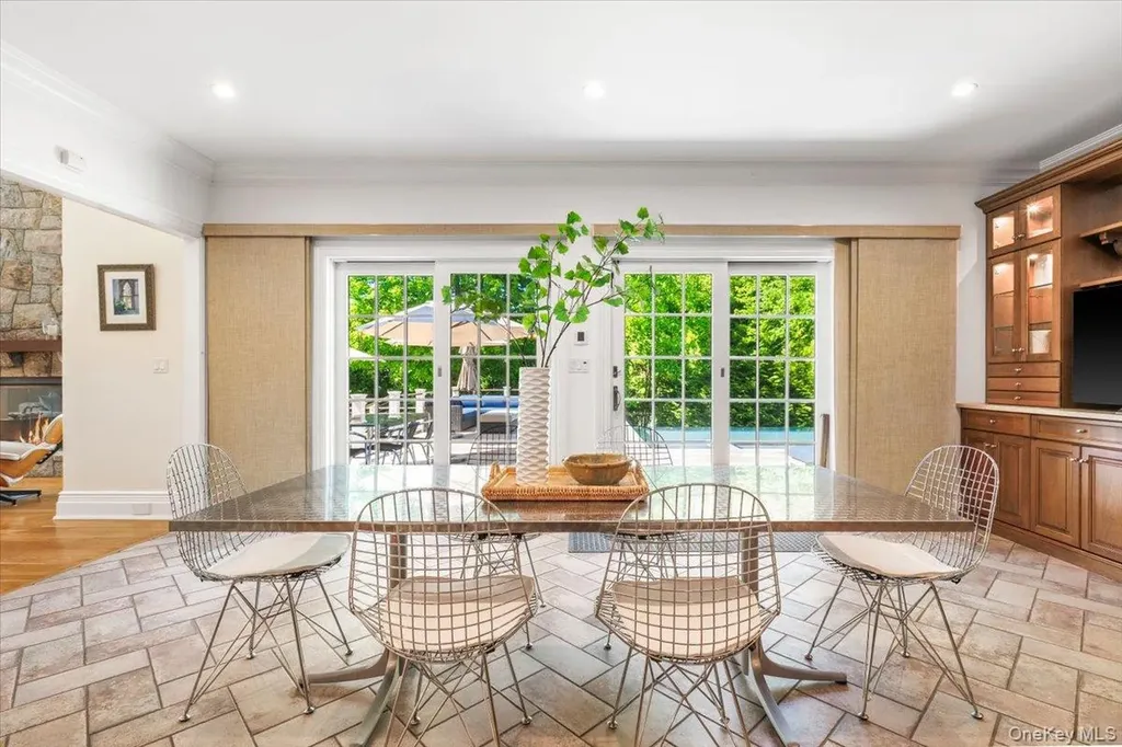 3 Split Tree Road Scarsdale NY 10583