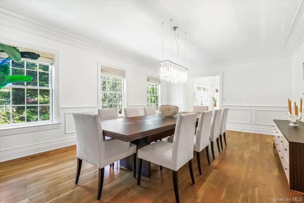 3 Split Tree Road Scarsdale NY 10583
