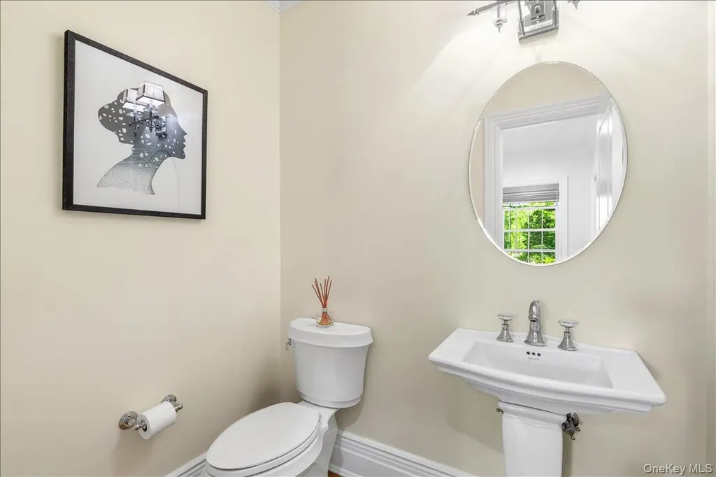 3 Split Tree Road Scarsdale NY 10583