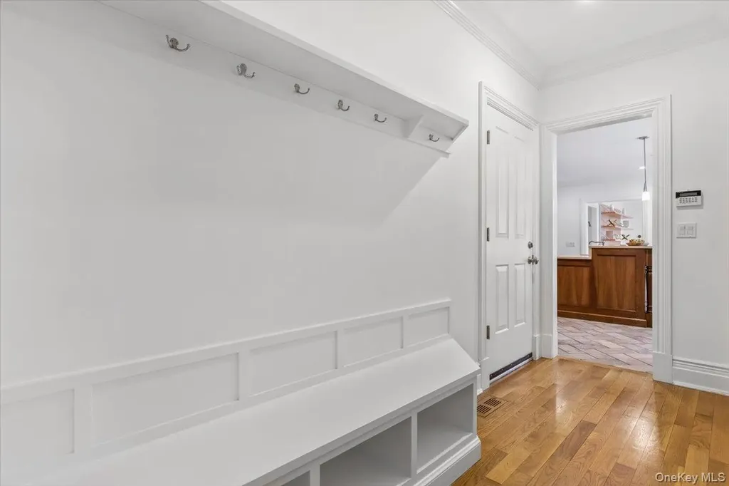 3 Split Tree Road Scarsdale NY 10583