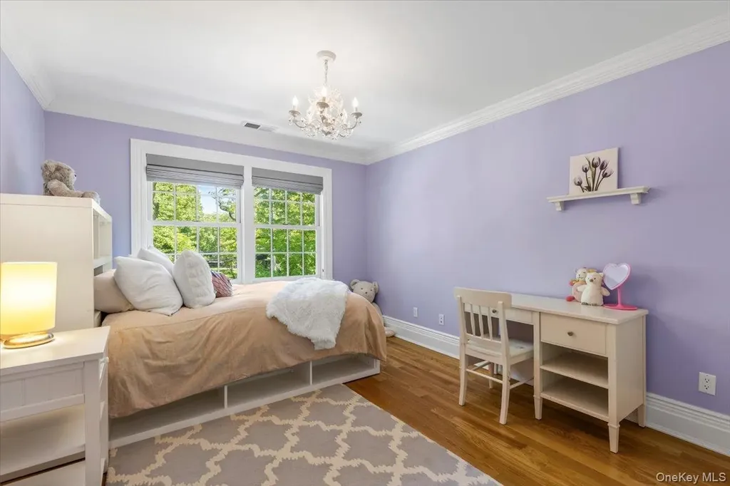 3 Split Tree Road Scarsdale NY 10583