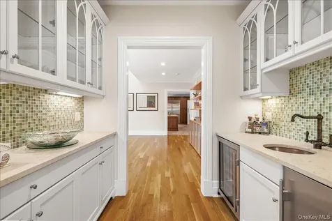 3 Split Tree Road Scarsdale NY 10583