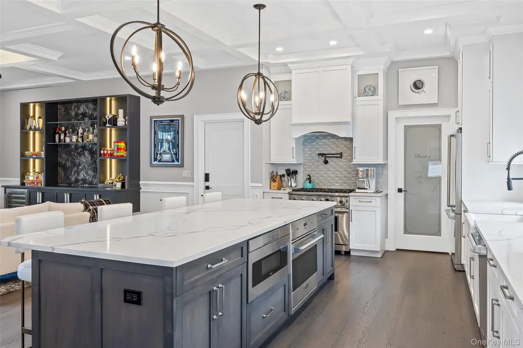 2667 Wynsum Avenue Merrick NY 11566