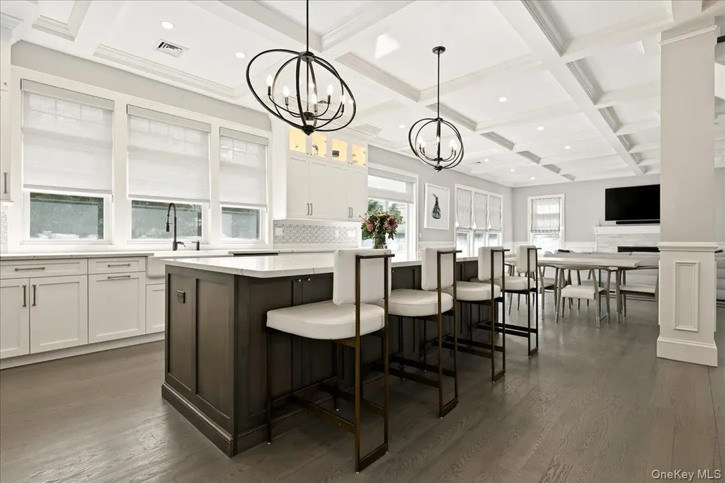 2667 Wynsum Avenue Merrick NY 11566