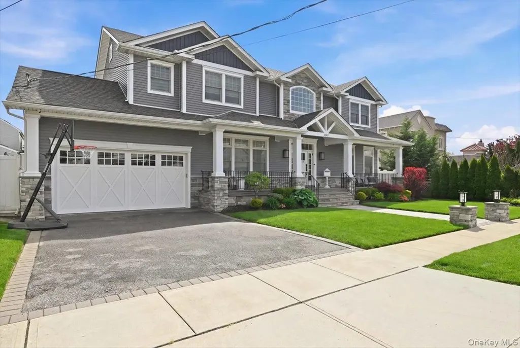 2667 Wynsum Avenue Merrick NY 11566