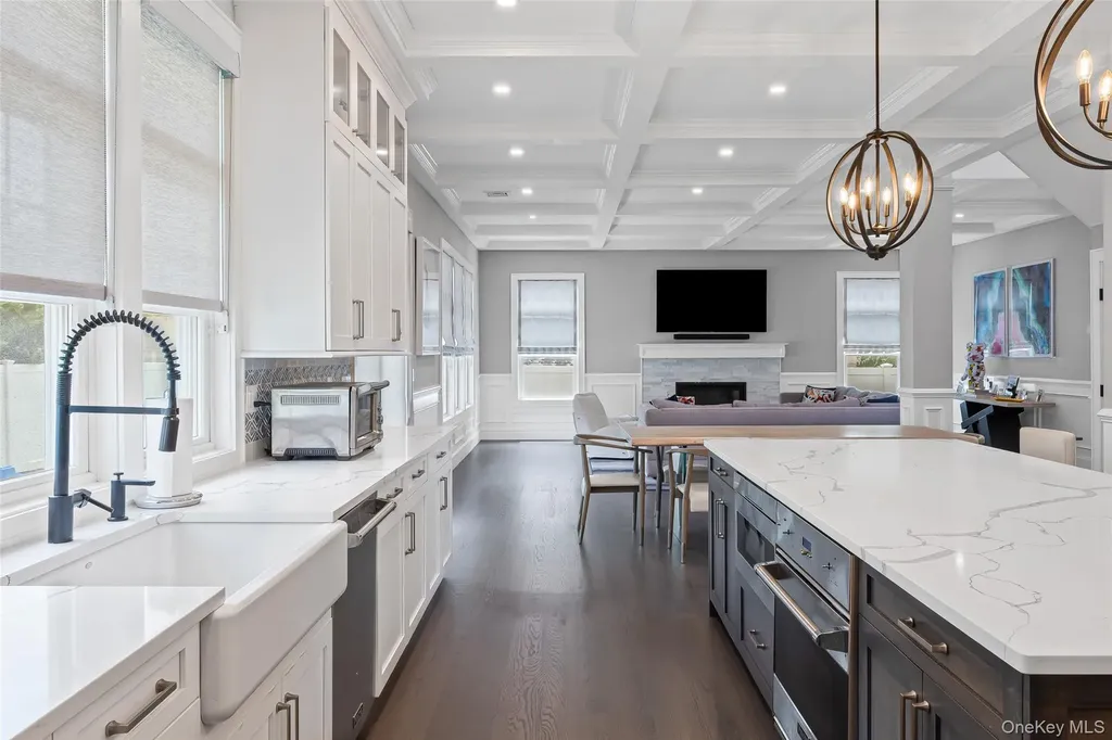 2667 Wynsum Avenue Merrick NY 11566