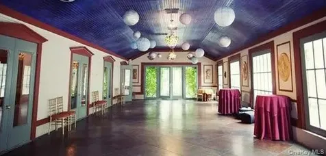 110 Round Hill Road Washingtonville NY 10992