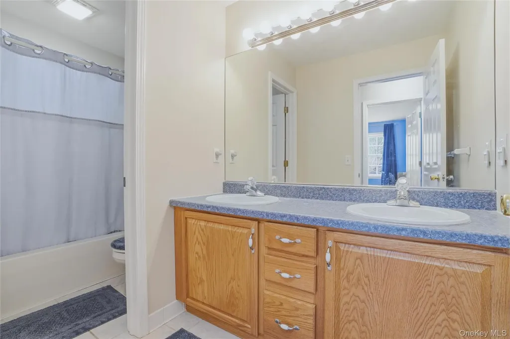 3 Jill Marie Circle Wallkill NY 12589