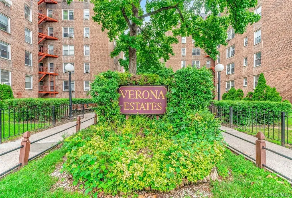 65-45 Yellowstone Boulevard Forest Hills NY 11375