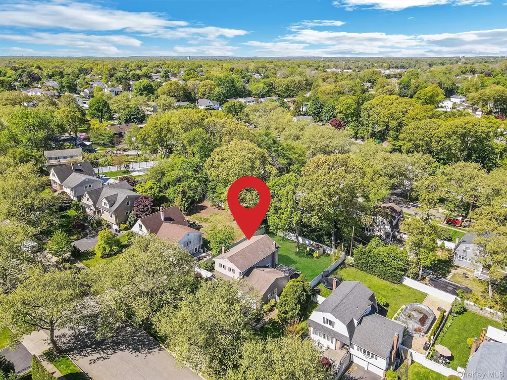 40 Boxwood Drive Kings Park NY 11754