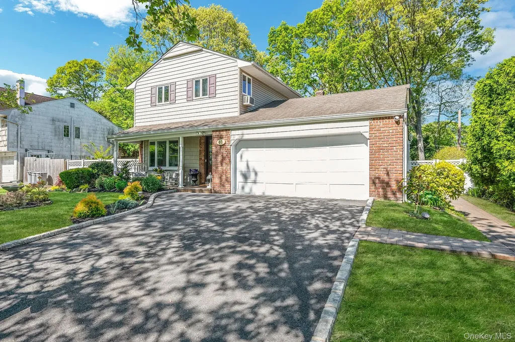 40 Boxwood Drive Kings Park NY 11754
