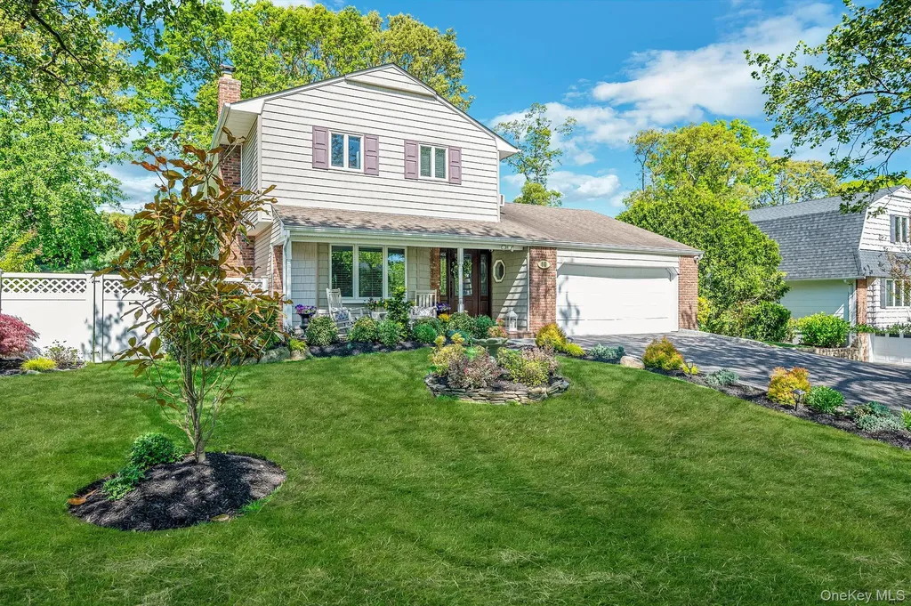 40 Boxwood Drive Kings Park NY 11754