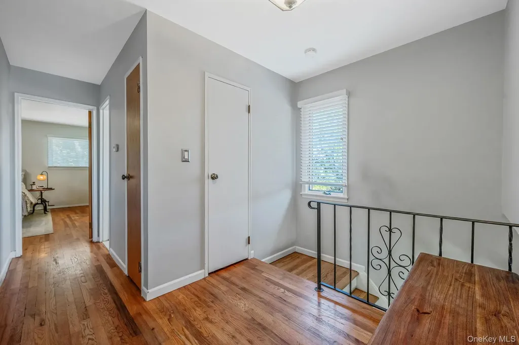 40 Boxwood Drive Kings Park NY 11754