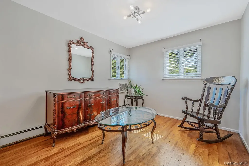 40 Boxwood Drive Kings Park NY 11754