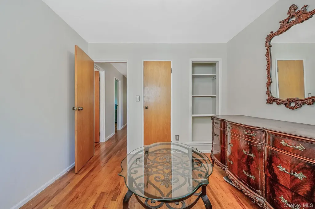 40 Boxwood Drive Kings Park NY 11754