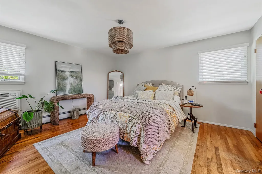 40 Boxwood Drive Kings Park NY 11754