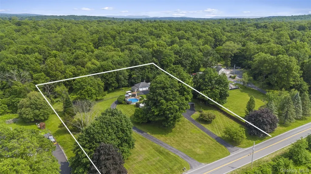 421 Orchard Drive Wallkill NY 12589