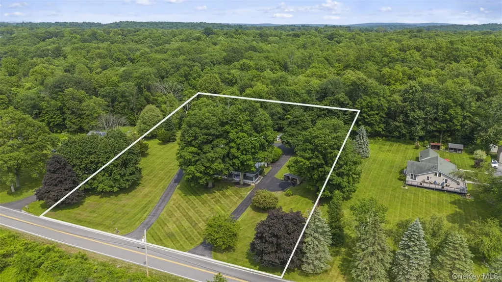 421 Orchard Drive Wallkill NY 12589