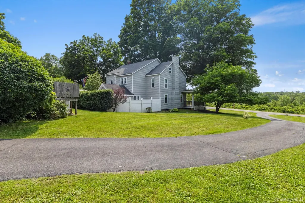 421 Orchard Drive Wallkill NY 12589