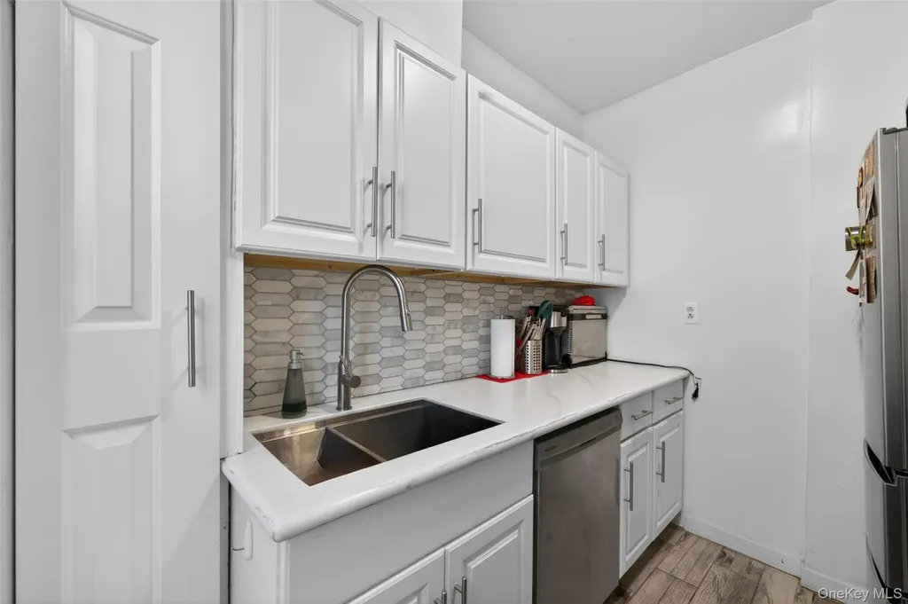 941 Jerome Avenue Bronx NY 10452