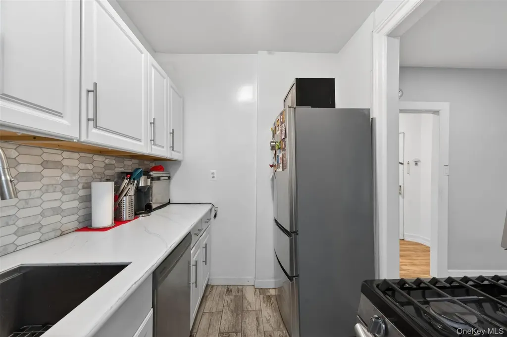941 Jerome Avenue Bronx NY 10452