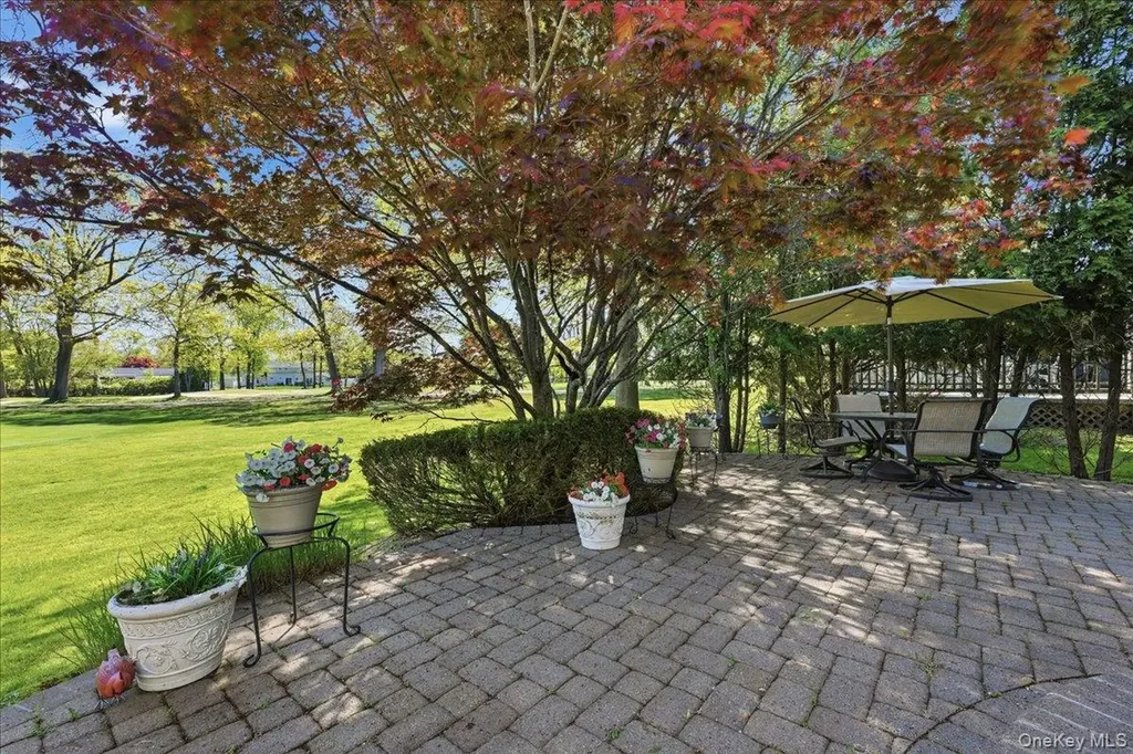 65 Redan Drive Smithtown NY 11787