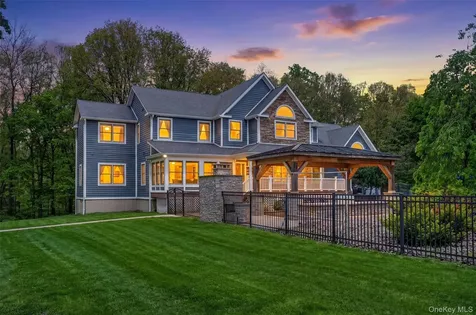2 White Horse Road Middletown NY 10940