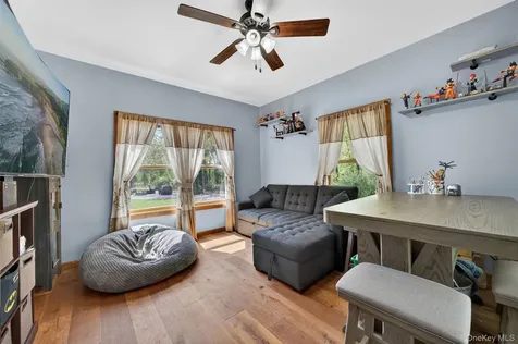 2 White Horse Road Middletown NY 10940