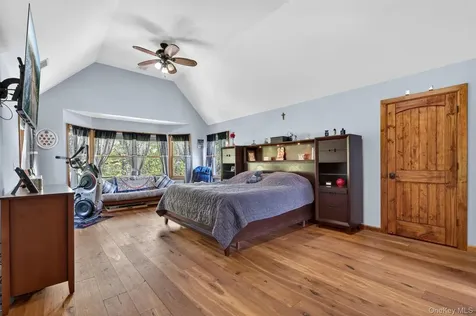 2 White Horse Road Middletown NY 10940
