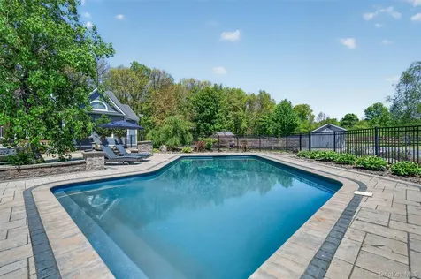 2 White Horse Road Middletown NY 10940