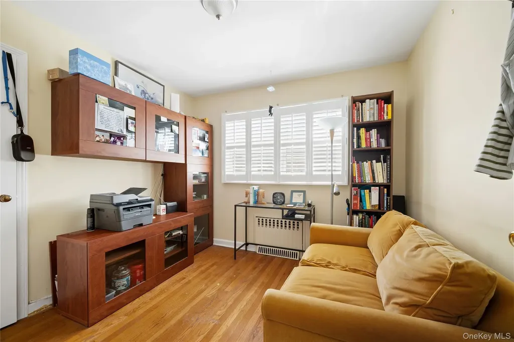 18 Devon Place Staten Island NY 10301