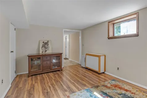 472 Bohemia Parkway Sayville NY 11782