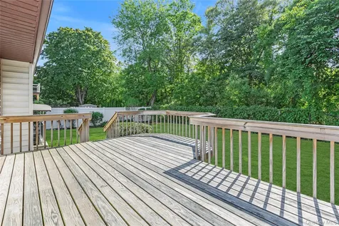 472 Bohemia Parkway Sayville NY 11782