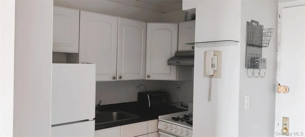 152-18 Union Turnpike Flushing NY 11367