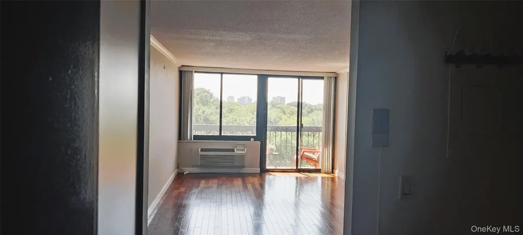 152-18 Union Turnpike Flushing NY 11367