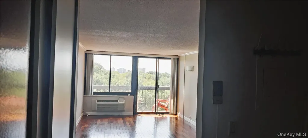 152-18 Union Turnpike Flushing NY 11367