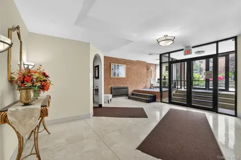 636 N Terrace Avenue Mount Vernon NY 10552