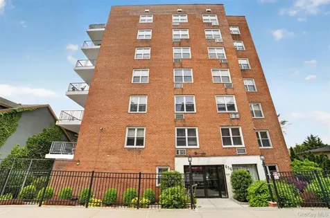 636 N Terrace Avenue Mount Vernon NY 10552