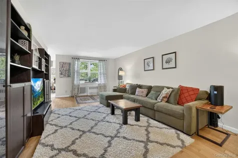 636 N Terrace Avenue Mount Vernon NY 10552