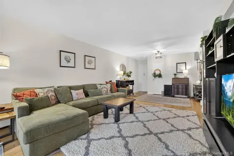 636 N Terrace Avenue Mount Vernon NY 10552