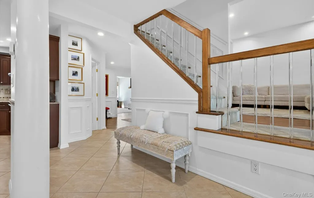 10 Wentworth Drive Dix Hills NY 11746