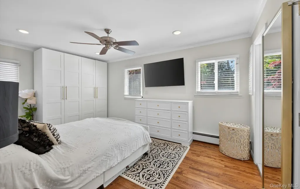 10 Wentworth Drive Dix Hills NY 11746