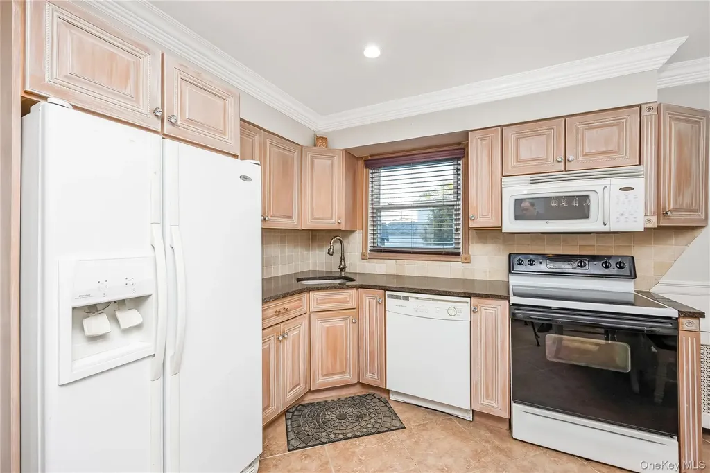 53 Lincoln Boulevard Bethpage NY 11714