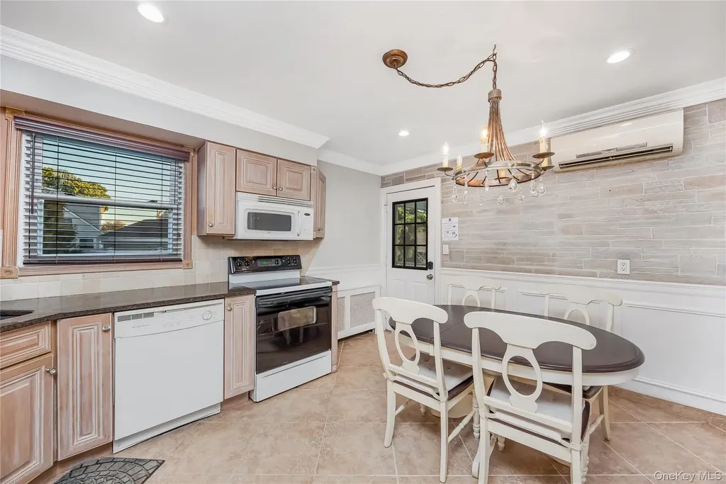 53 Lincoln Boulevard Bethpage NY 11714