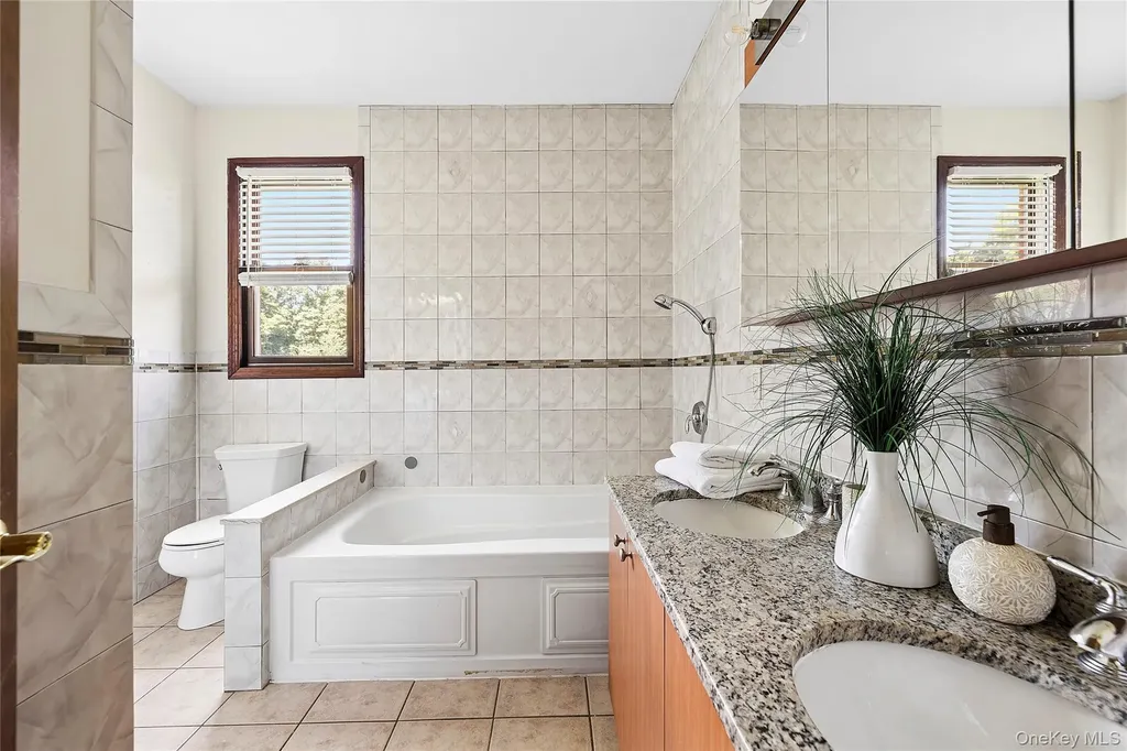 52 Mastro Road Calverton NY 11933